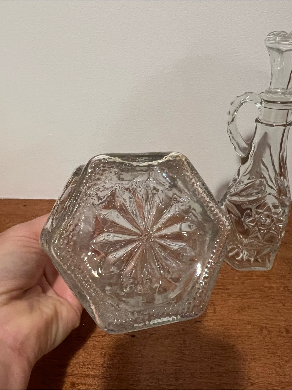 ANCHOR HOCKING Vintage Glass Oil and Vinegar Cruets Set - 7.75 Inches Tall-1960s - Picture 6 of 9